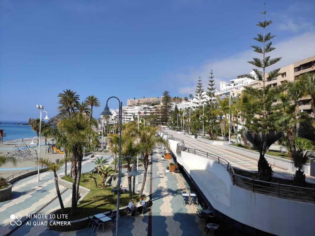Centro-Primera Linea De Playa Almuñécar 외부 사진